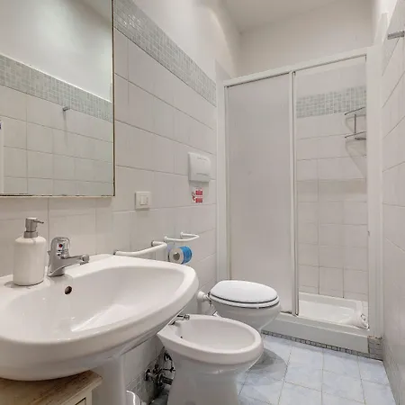 Academy House By Mamo